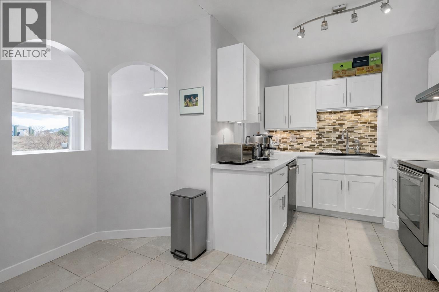 403 3738 Norfolk Street, Burnaby, British Columbia  V5G 4V4 - Photo 10 - R3107035