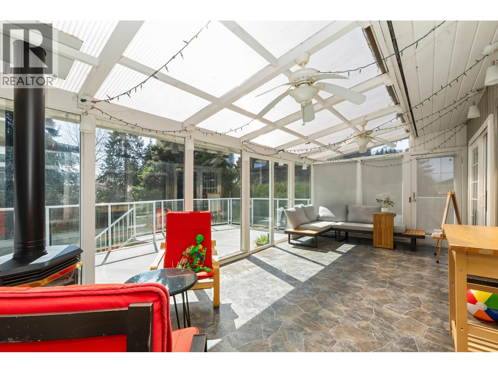 532 Perth Avenue, Coquitlam, British Columbia V3J 2E3 - Photo 15 - R3109565