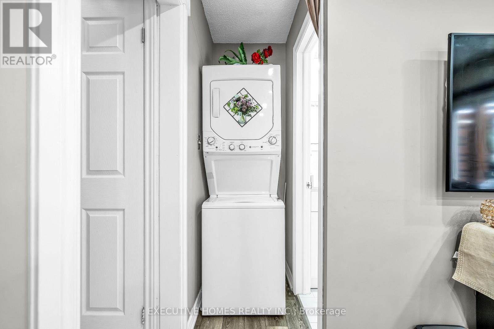 318 Rondeau Court, Oshawa, Ontario  L1J 6N4 - Photo 20 - E12983306