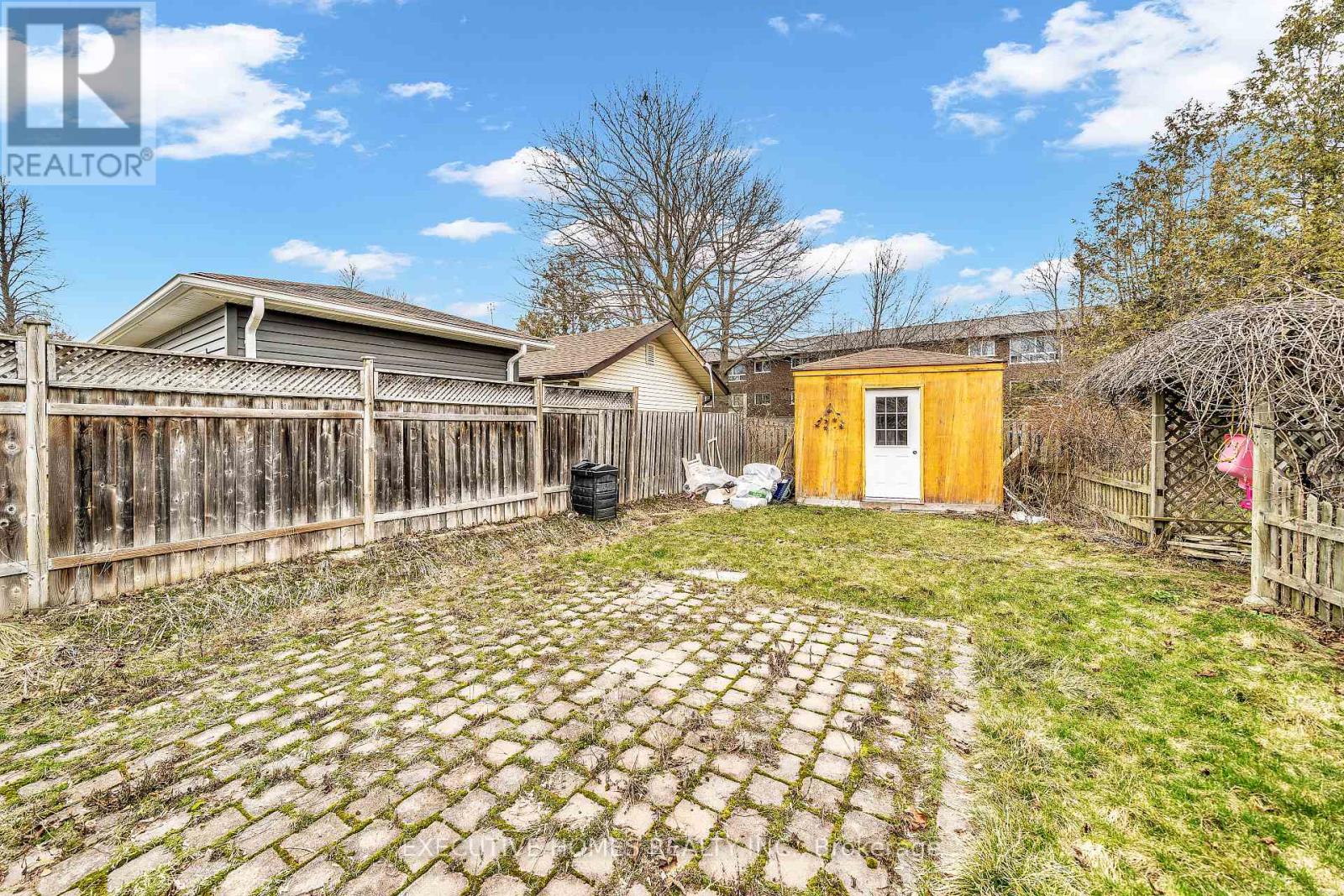 318 Rondeau Court, Oshawa, Ontario  L1J 6N4 - Photo 47 - E12983306