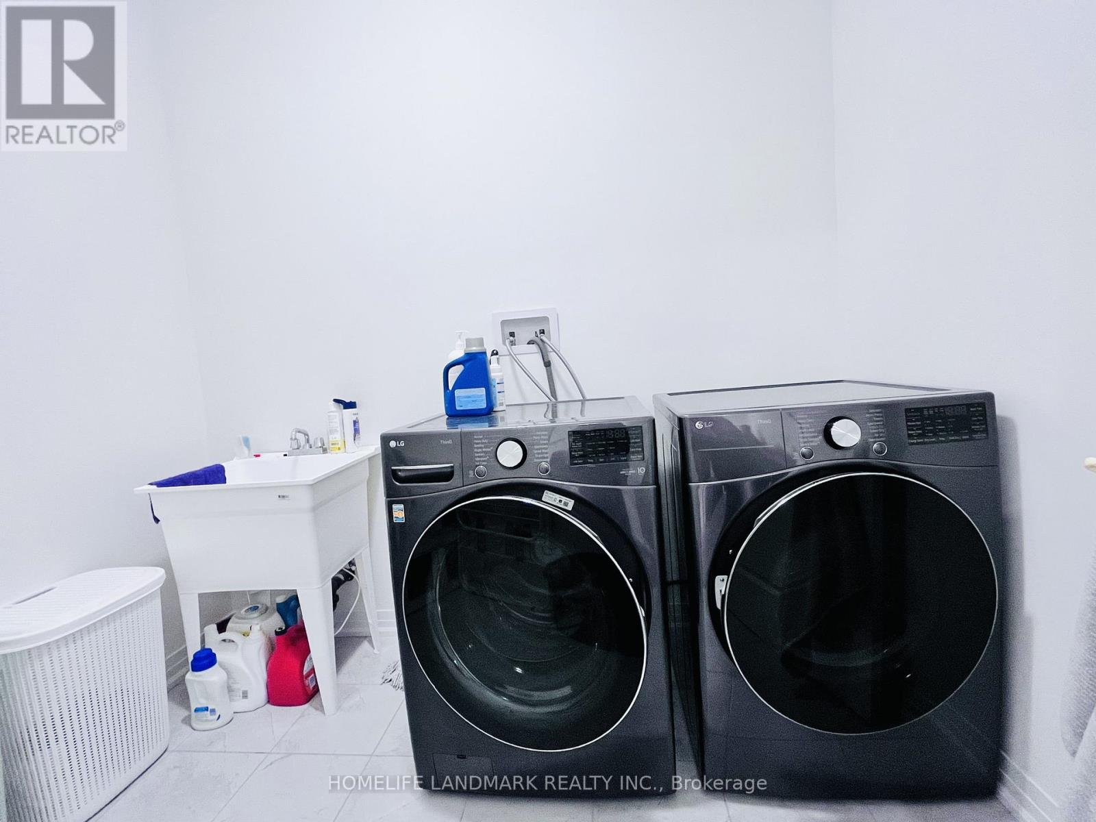 1057 Cameo Street, Pickering, Ontario  L1X 0G3 - Photo 14 - E12983380