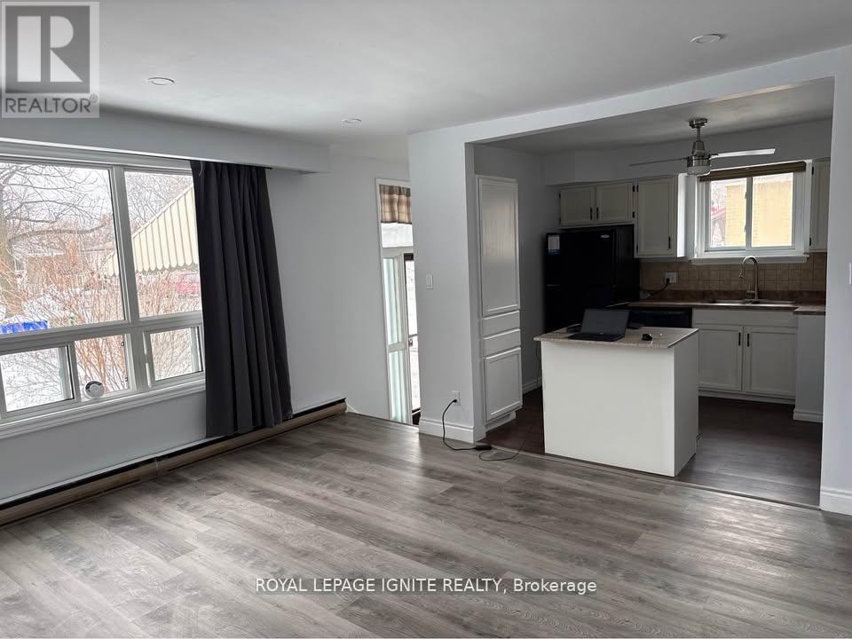 22 Billingsgate Crescent, Ajax, Ontario  L1S 2R8 - Photo 3 - E12983408