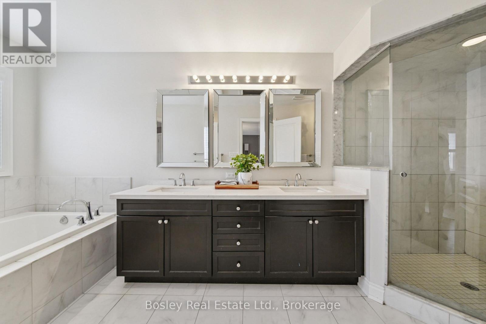 2343 Quetico Crescent, Oakville, Ontario  L6M 0R5 - Photo 18 - W12955938