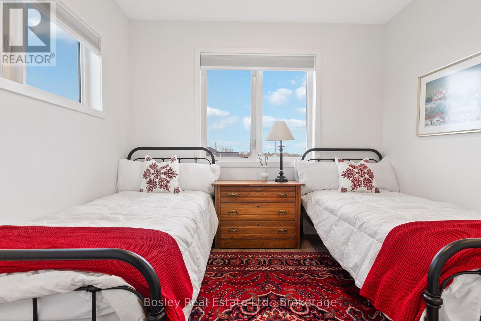 307 - 12 Beausoleil Lane, Blue Mountains, Ontario  L9Y 2X5 - Photo 6 - X12843436