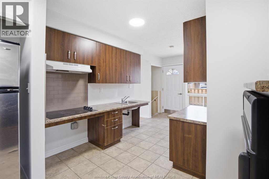 2915 Meadowbrook Lane Unit# 10, Windsor, Ontario  N8T 3C4 - Photo 12 - 26007784