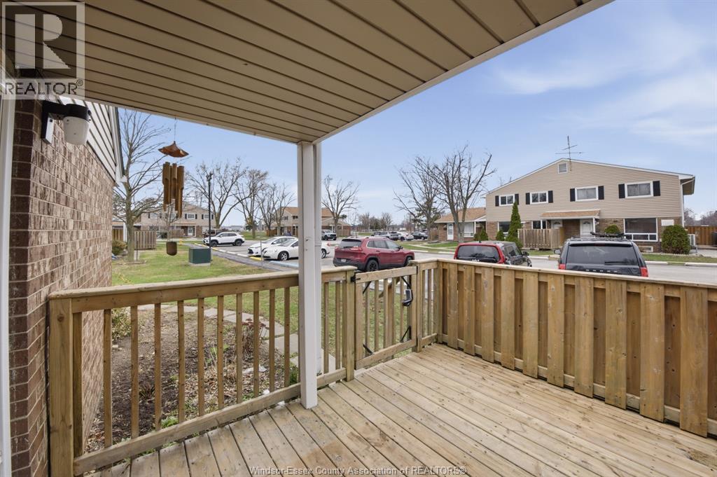 2915 Meadowbrook Lane Unit# 10, Windsor, Ontario  N8T 3C4 - Photo 21 - 26007784