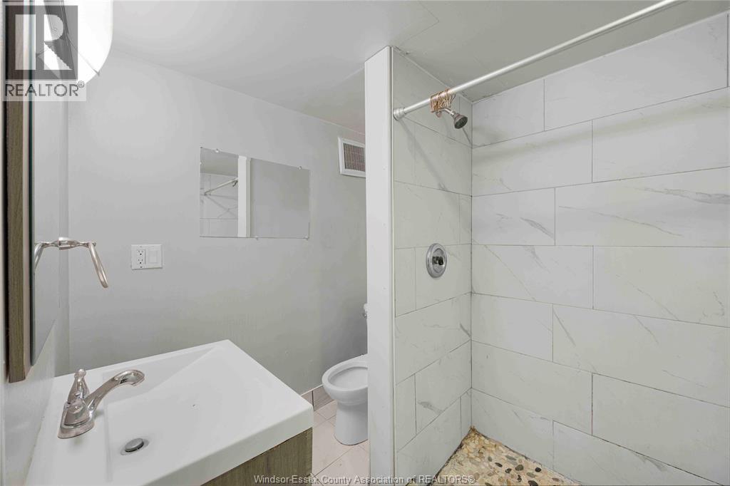 1839 St. Luke, Windsor, Ontario N8W 3W8 - Photo 34 - 26007768