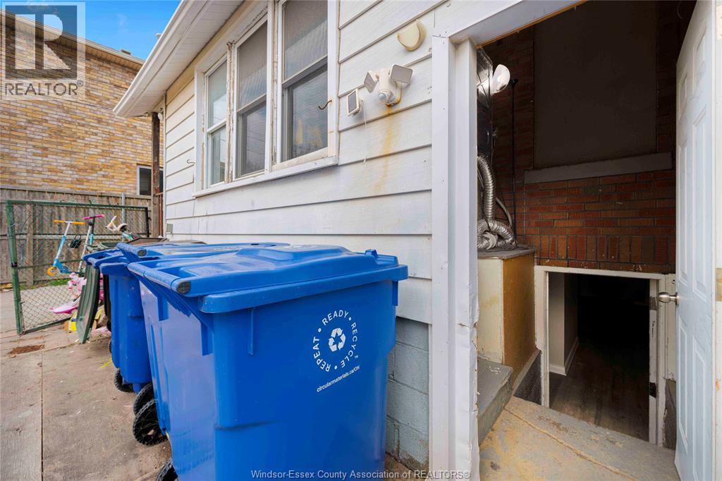 1839 St. Luke, Windsor, Ontario N8W 3W8 - Photo 36 - 26007768