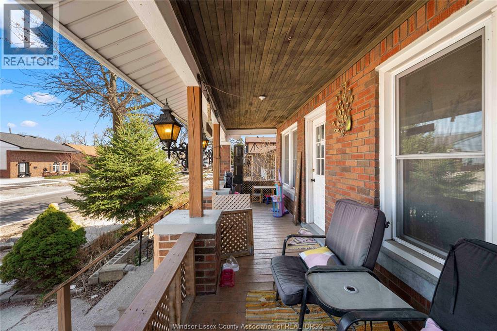 1839 St. Luke, Windsor, Ontario N8W 3W8 - Photo 5 - 26007768