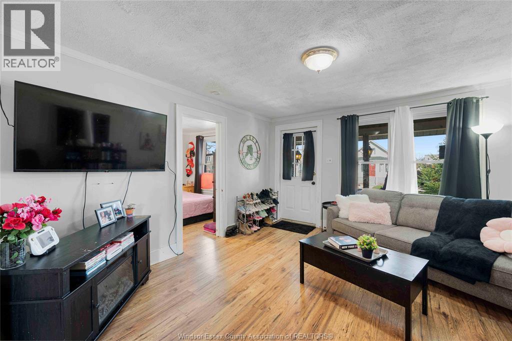 1839 St. Luke, Windsor, Ontario N8W 3W8 - Photo 7 - 26007768