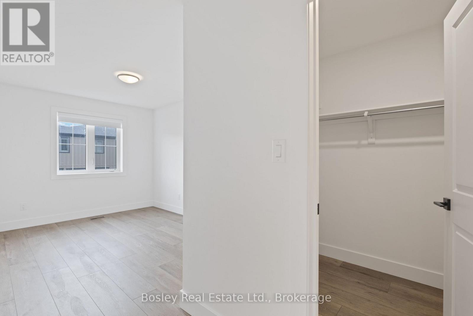 125 Courtland Street, Blue Mountains, Ontario L9Y 0R4 - Photo 32 - X12937394