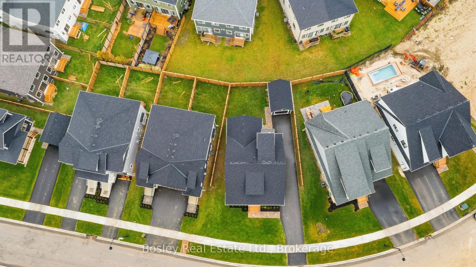 163 Sugar Maple Street, Blue Mountains, Ontario L9Y 0Z3 - Photo 40 - X12941996