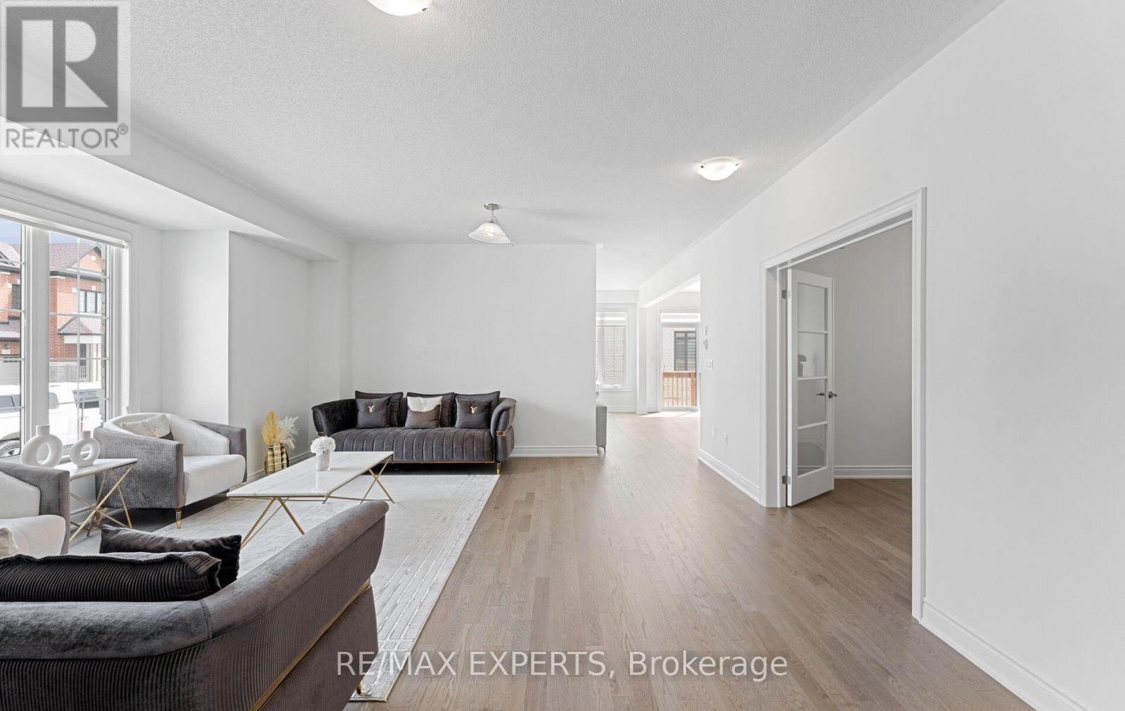 84 Culbert Road, Bradford West Gwillimbury (Bradford), Ontario  L3Z 4P4 - Photo 15 - N12983316