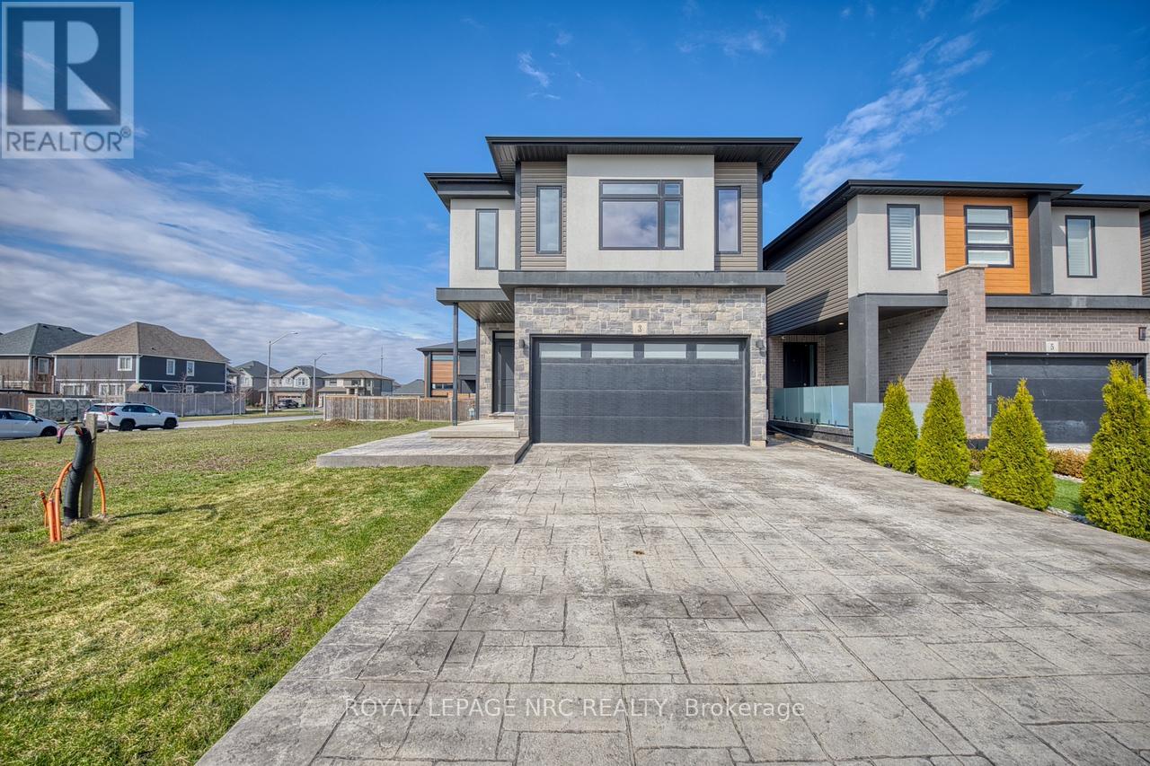 3 Damude Avenue, Thorold, Ontario  L2V 0G7 - Photo 2 - X12981002