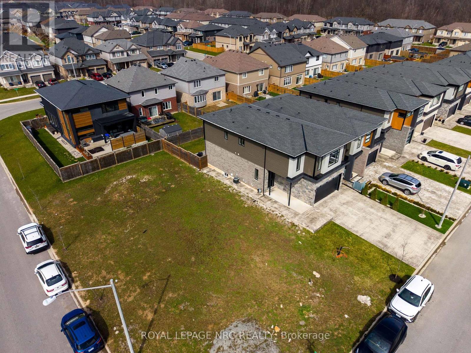 3 Damude Avenue, Thorold, Ontario  L2V 0G7 - Photo 44 - X12981002