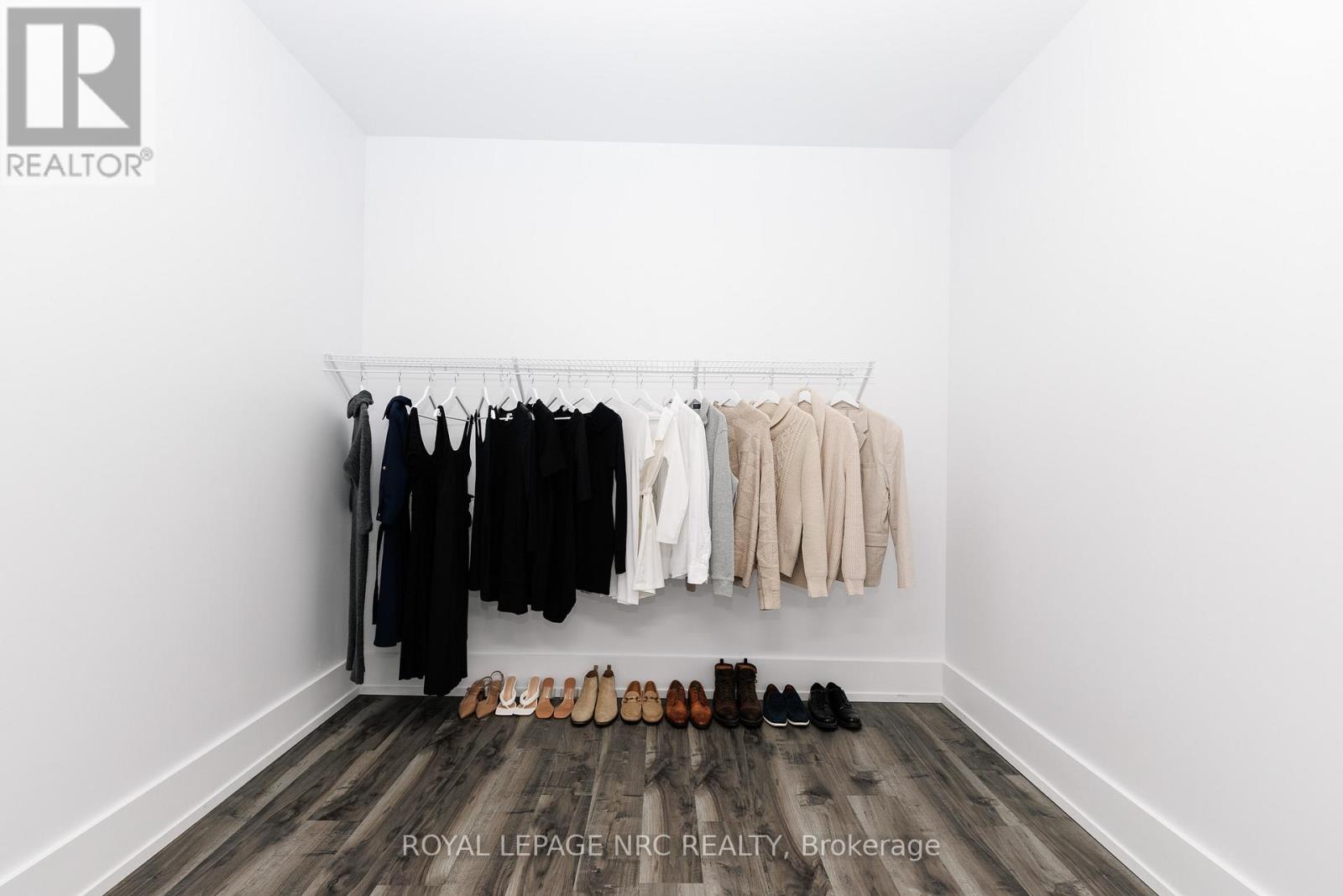 3 Damude Avenue, Thorold, Ontario  L2V 0G7 - Photo 34 - X12981002