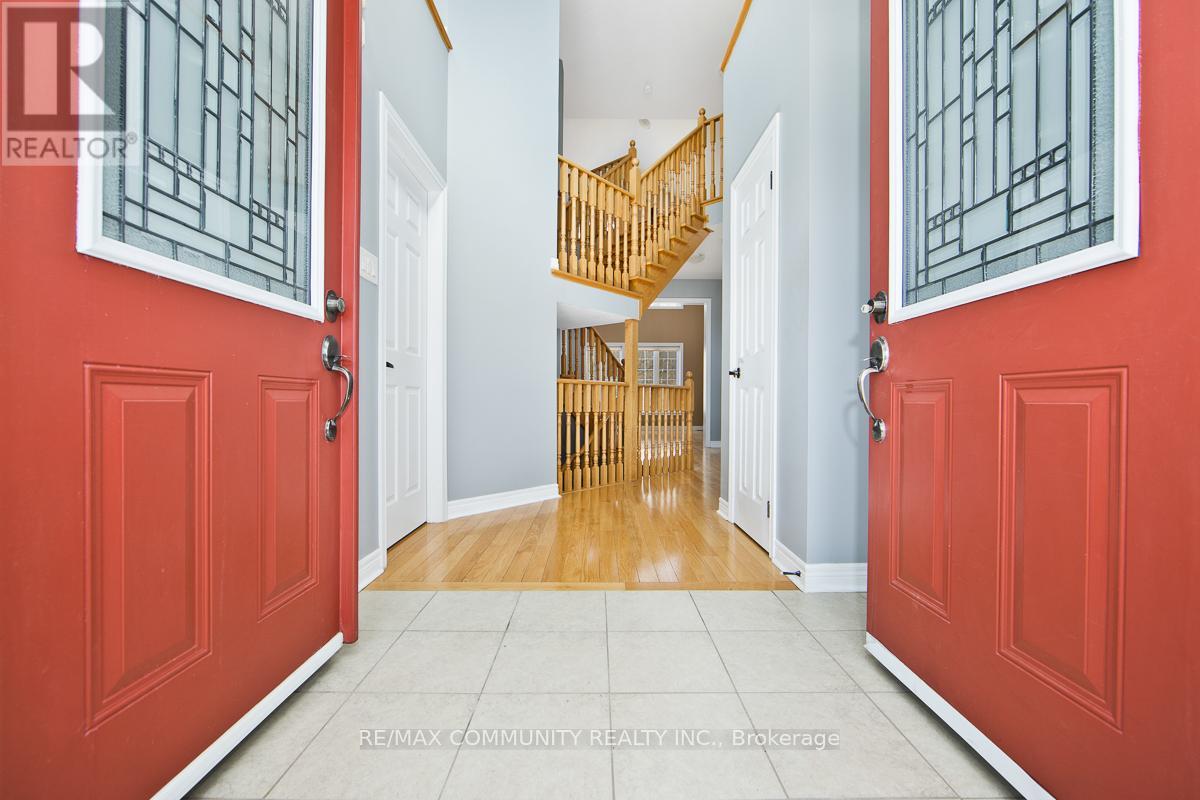 48 Riverwalk Place, Midland, Ontario  L4R 0B5 - Photo 2 - S12983462