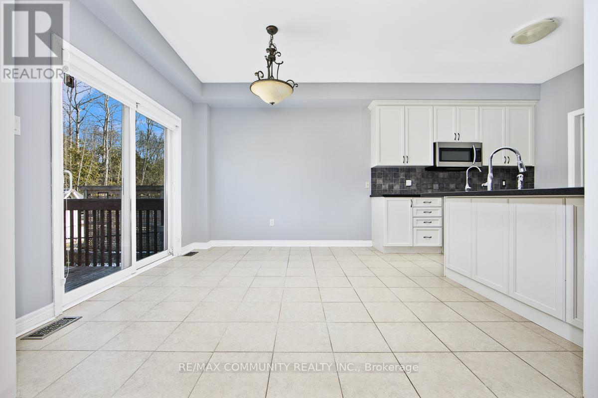 48 Riverwalk Place, Midland, Ontario  L4R 0B5 - Photo 8 - S12983462