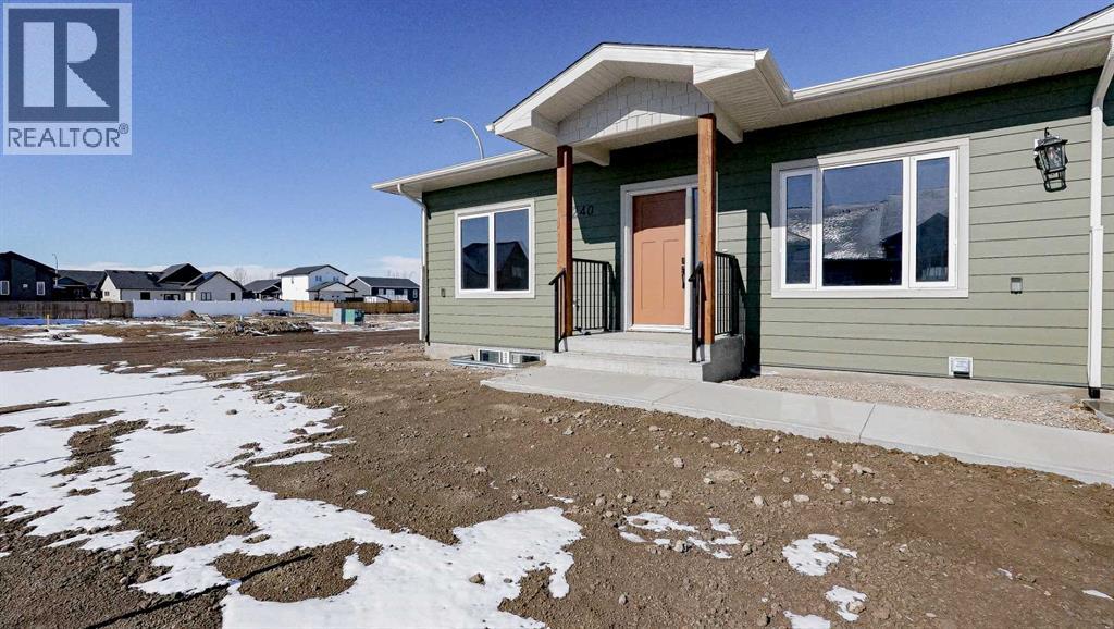 240 Parkview Lane W, Bow Island, Alberta  T0K 0G0 - Photo 32 - A2300141