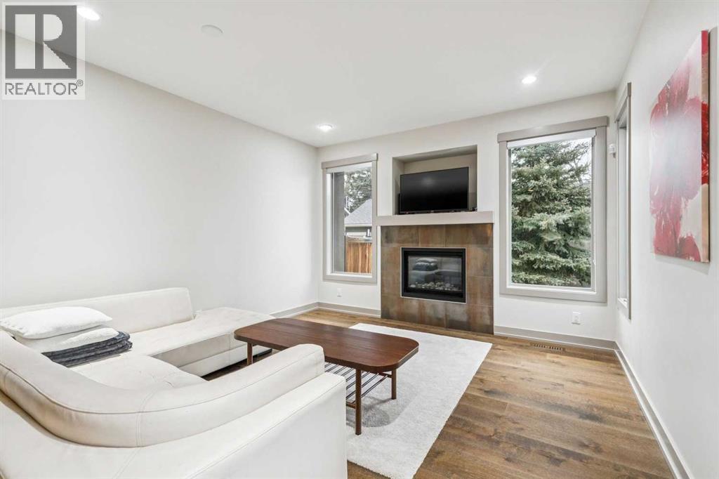 3922 19 Street SW, Calgary, Alberta  T2T 4X9 - Photo 9 - A2283591