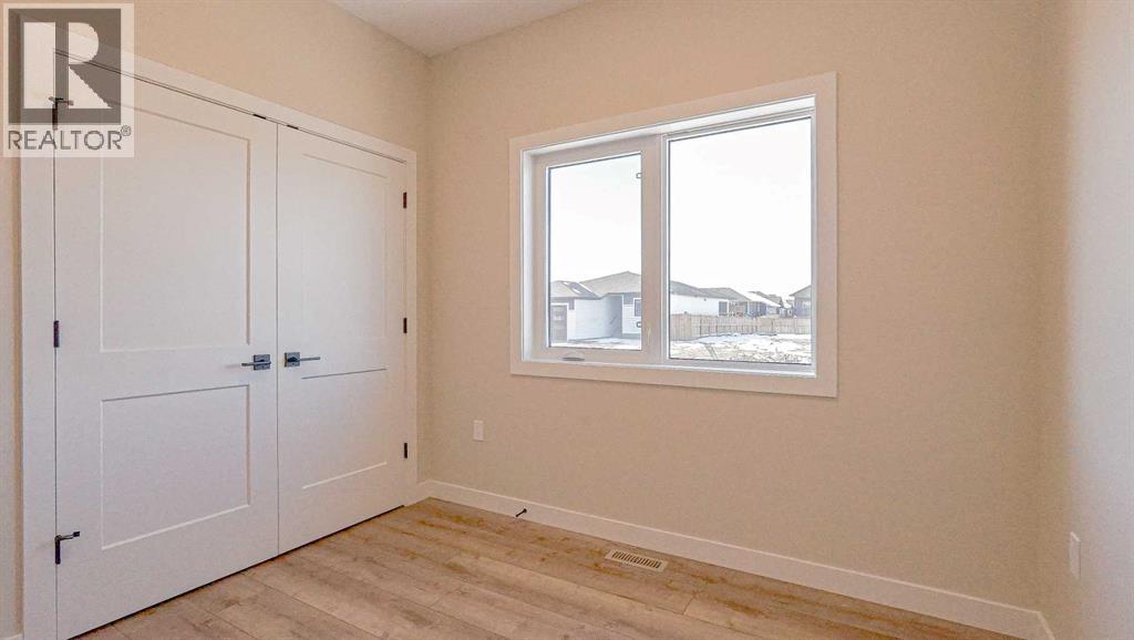 242 Parkview Lane W, Bow Island, Alberta  T0K 0G0 - Photo 12 - A2300144