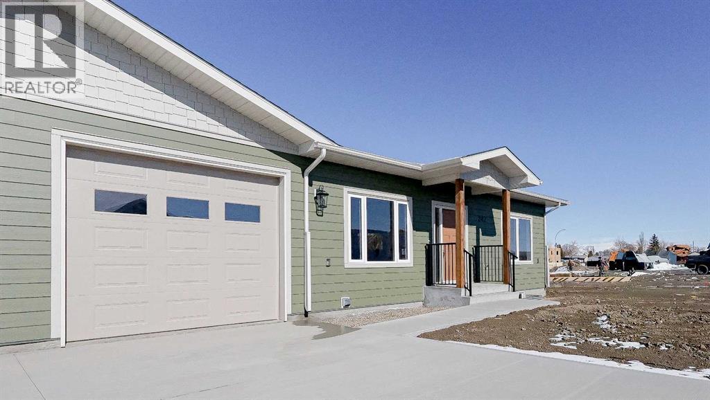242 Parkview Lane W, Bow Island, Alberta