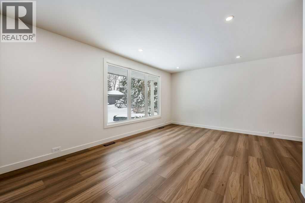 5880 Dalridge Hill NW, Calgary, Alberta  T3A 1L9 - Photo 5 - A2297052