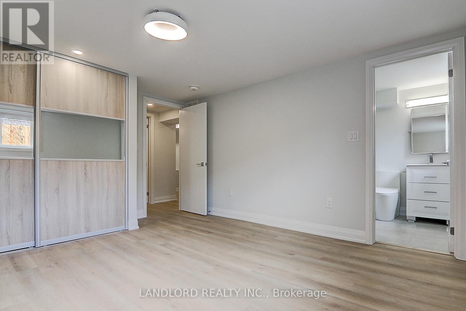 Lower Unit - 115 Livingstone Avenue, Toronto, Ontario  M6E 2L7 - Photo 21 - W12983318