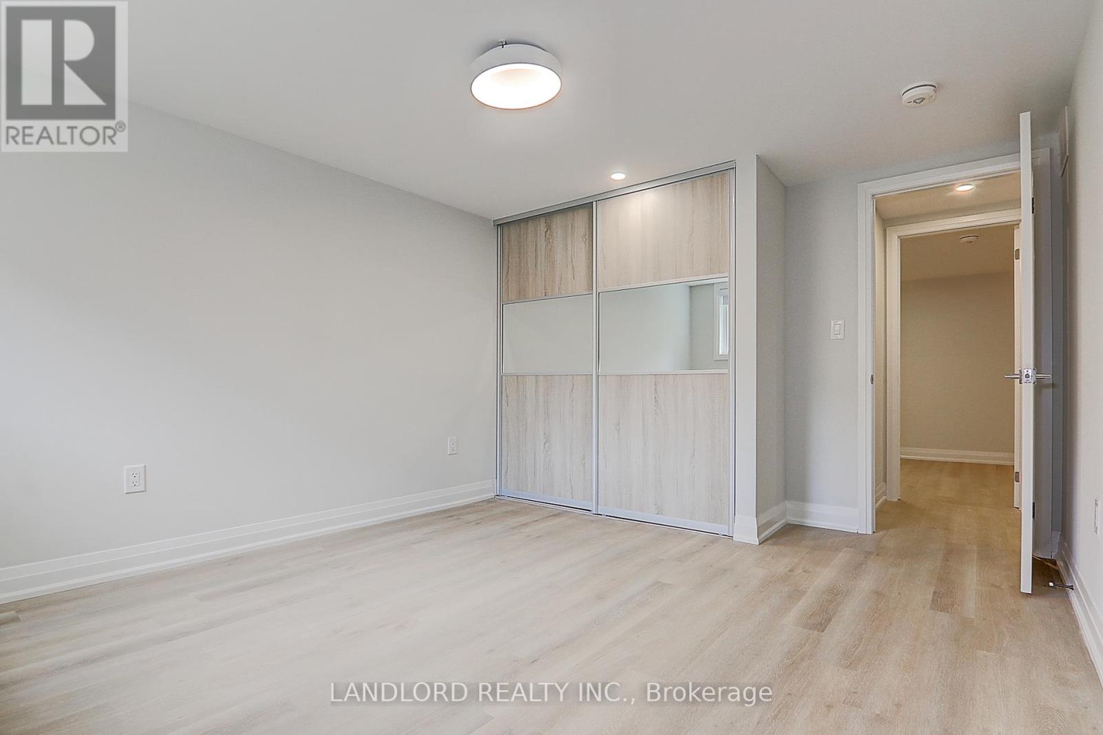 Lower Unit - 115 Livingstone Avenue, Toronto, Ontario  M6E 2L7 - Photo 22 - W12983318