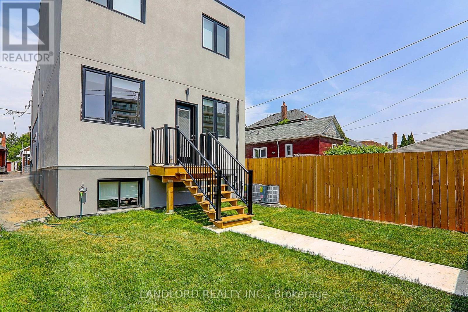 Lower Unit - 115 Livingstone Avenue, Toronto, Ontario  M6E 2L7 - Photo 26 - W12983318