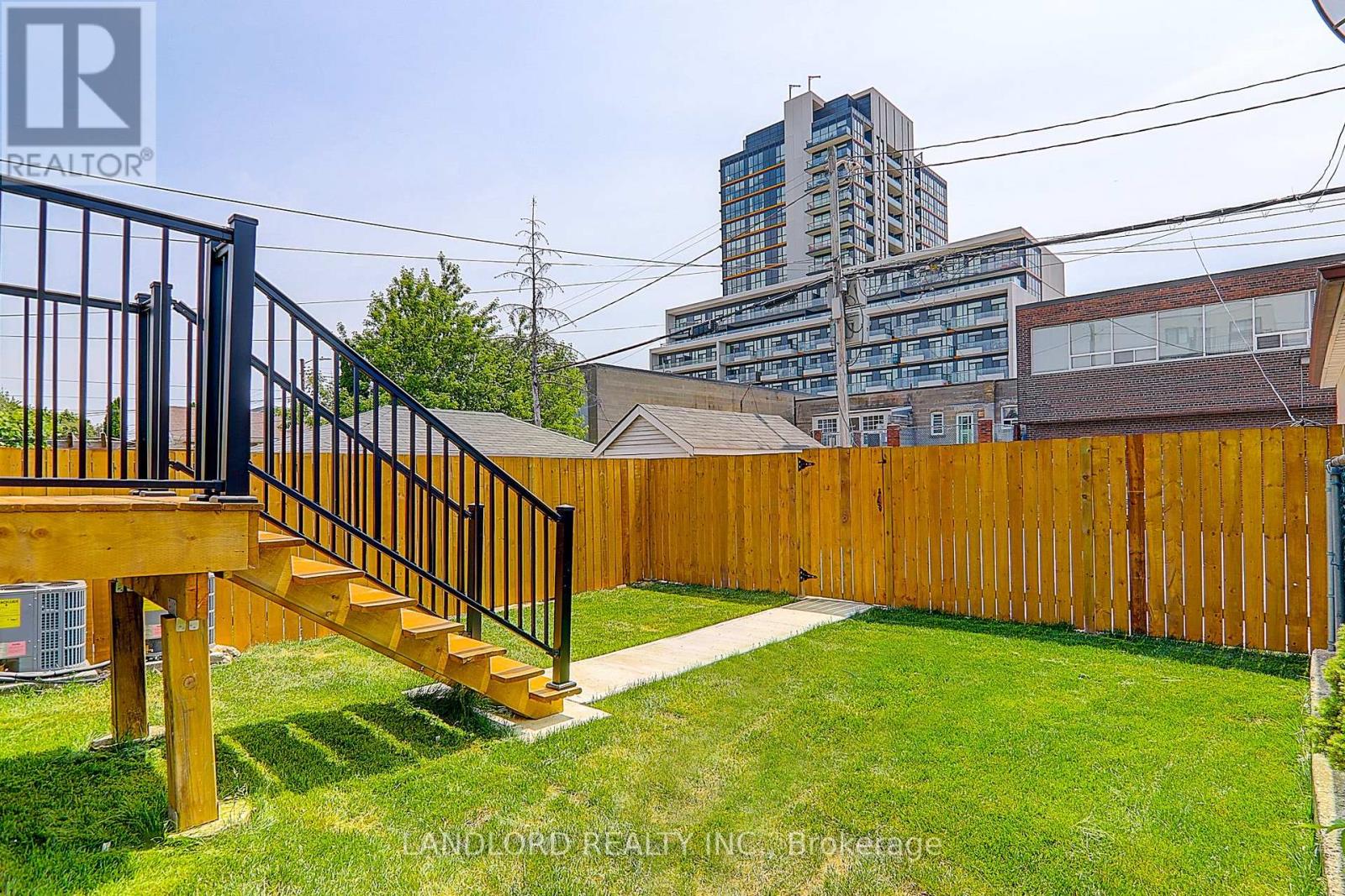 Lower Unit - 115 Livingstone Avenue, Toronto, Ontario  M6E 2L7 - Photo 27 - W12983318