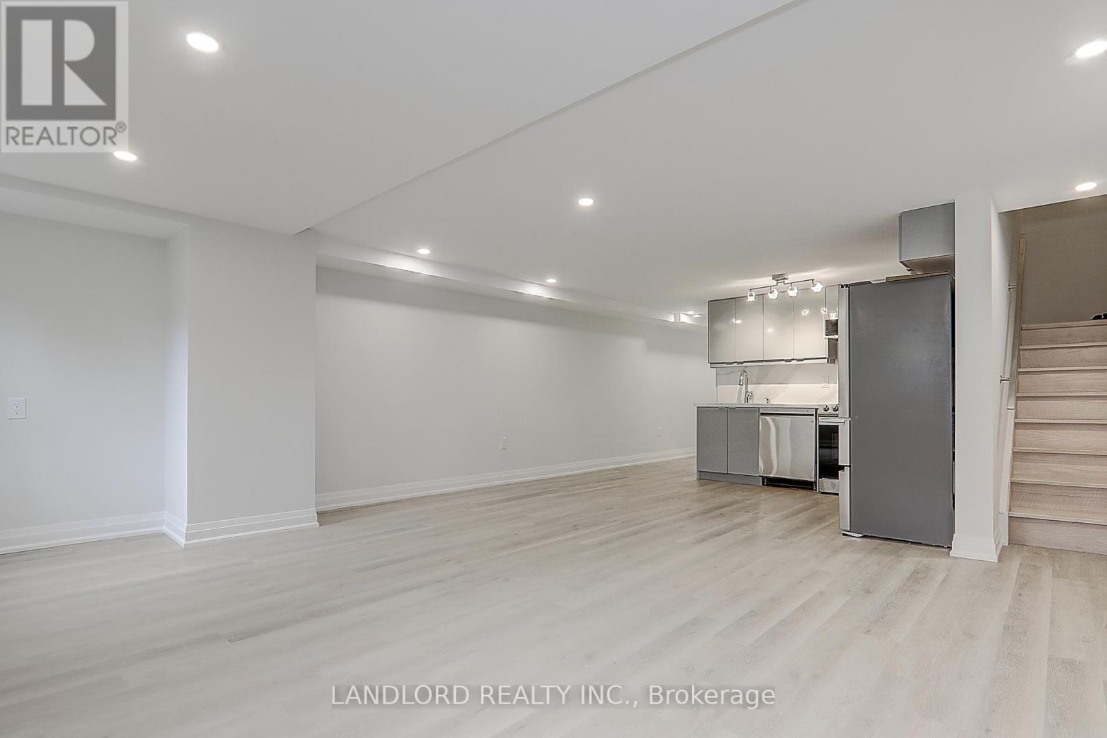 Lower Unit - 115 Livingstone Avenue, Toronto, Ontario  M6E 2L7 - Photo 7 - W12983318