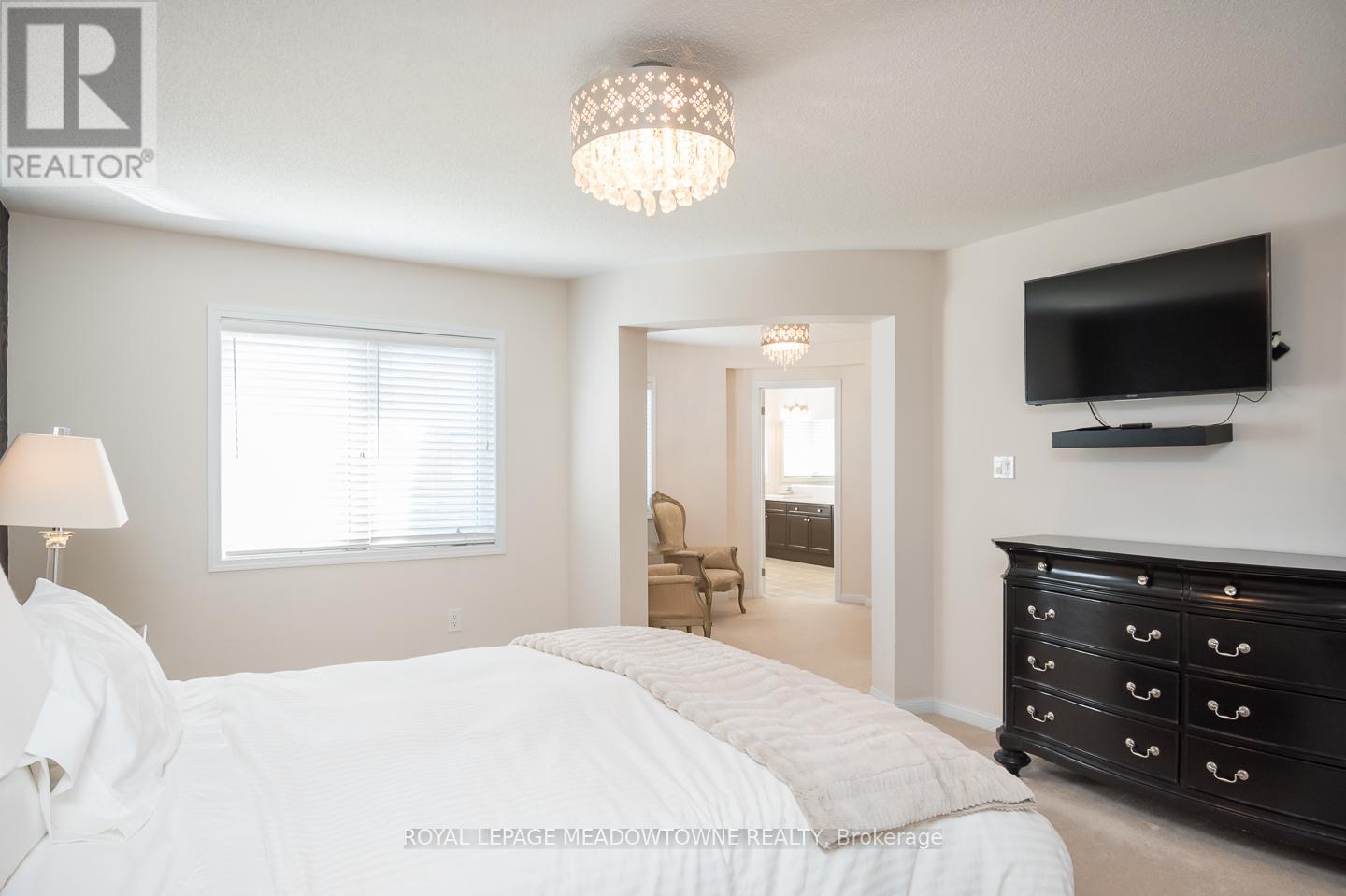 352 Peregrine Way, Milton, Ontario  L9T 7N9 - Photo 21 - W12983332