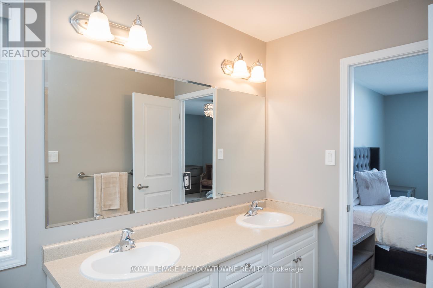 352 Peregrine Way, Milton, Ontario  L9T 7N9 - Photo 26 - W12983332