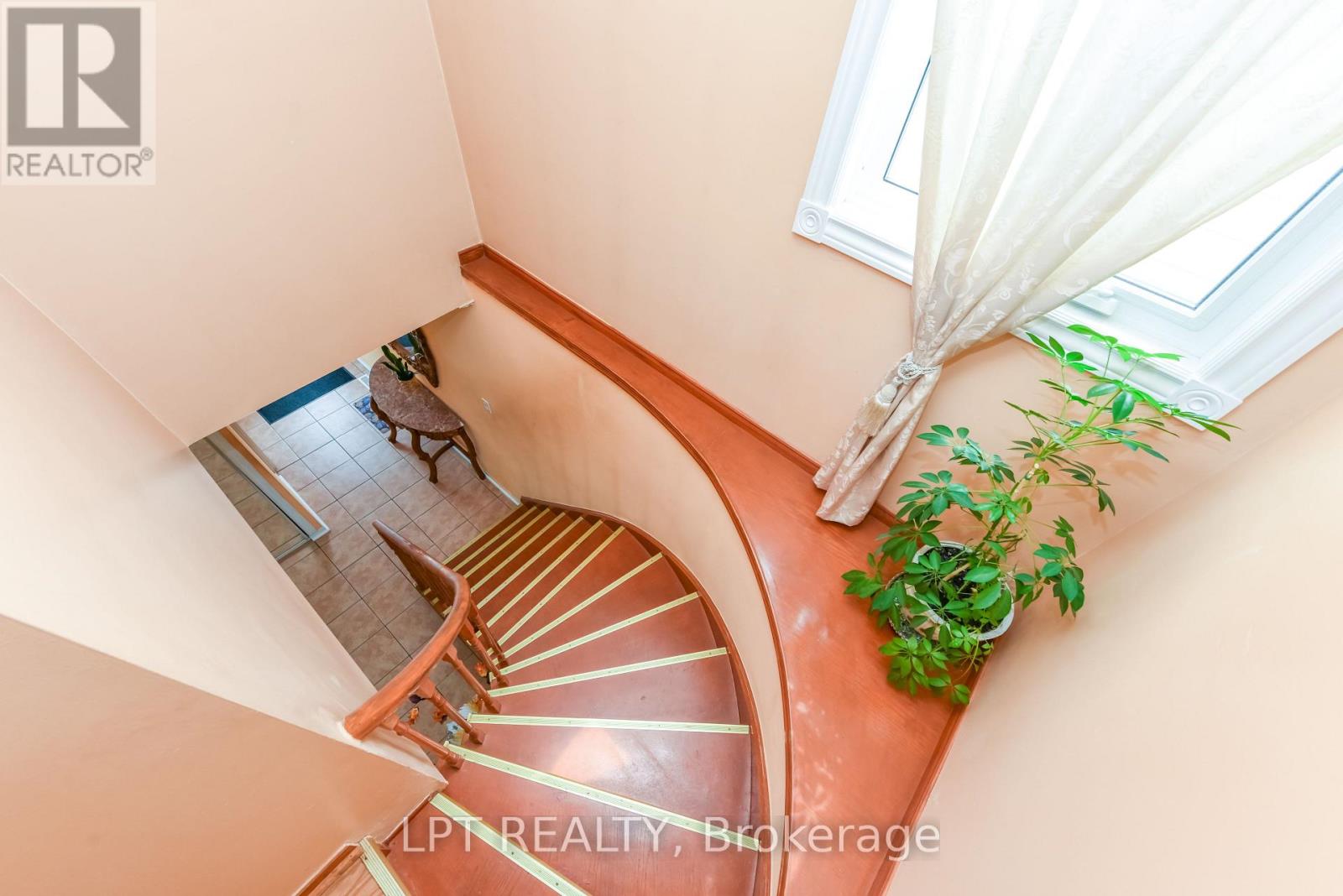 67 Kay Drive, Toronto, Ontario  M9V 4X8 - Photo 23 - W12983412