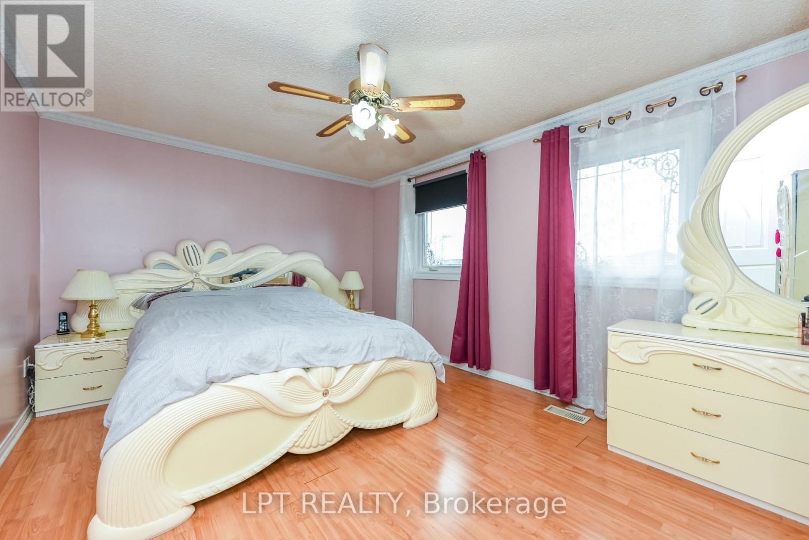 67 Kay Drive, Toronto, Ontario  M9V 4X8 - Photo 28 - W12983412