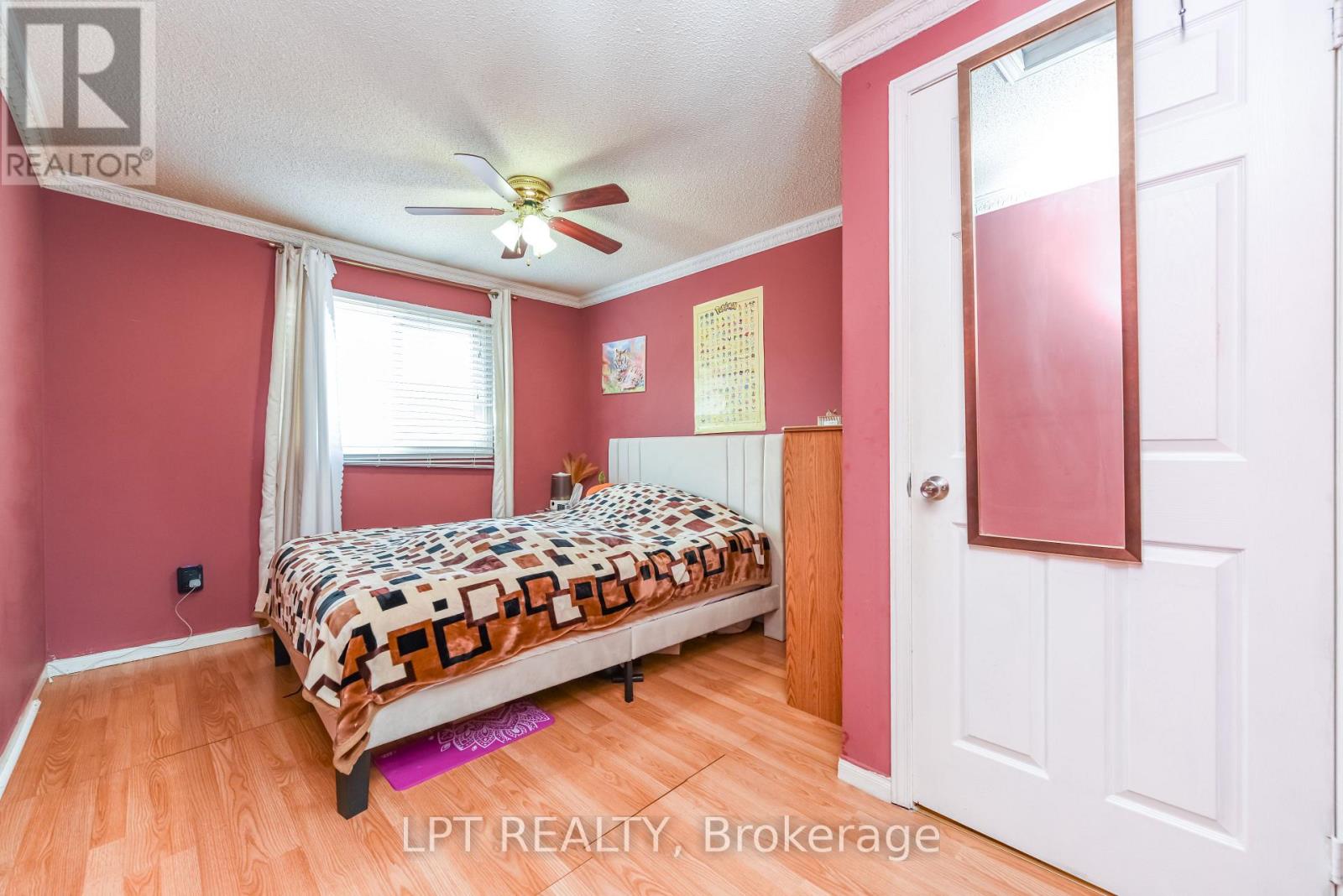 67 Kay Drive, Toronto, Ontario  M9V 4X8 - Photo 34 - W12983412