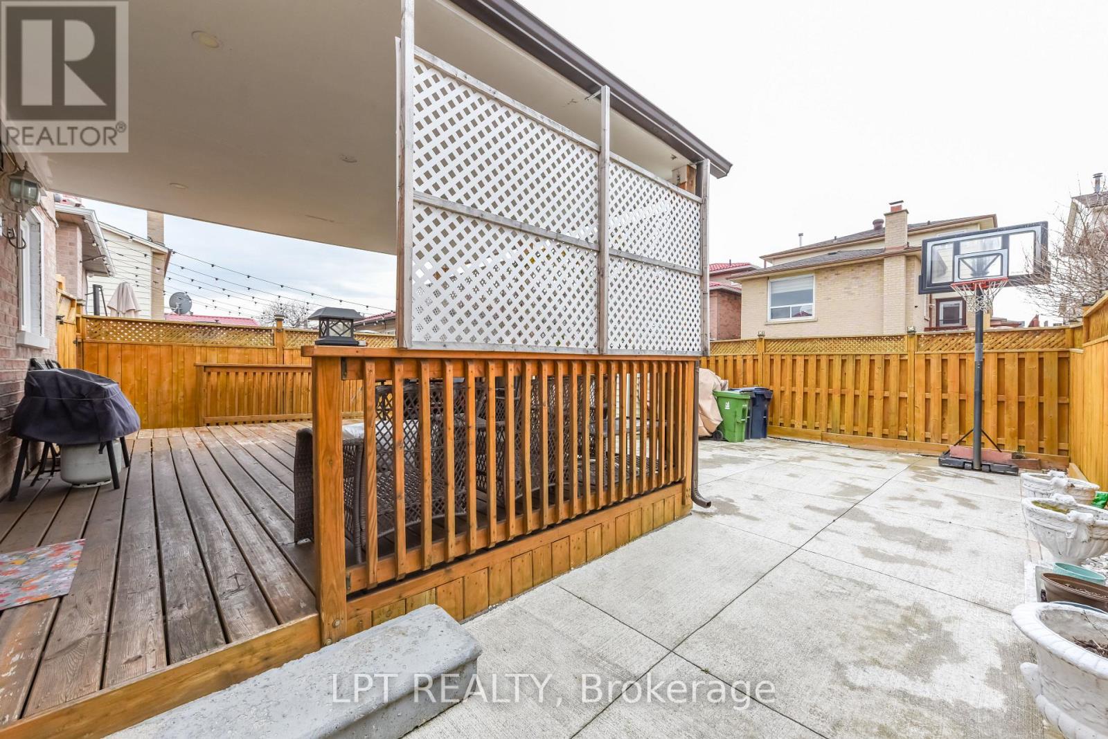 67 Kay Drive, Toronto, Ontario  M9V 4X8 - Photo 43 - W12983412