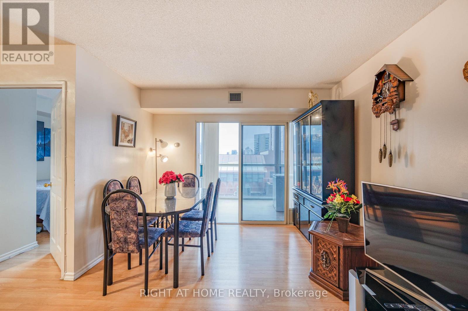 508 - 265 Enfield Place, Mississauga, Ontario  L5B 3Y7 - Photo 17 - W12983436