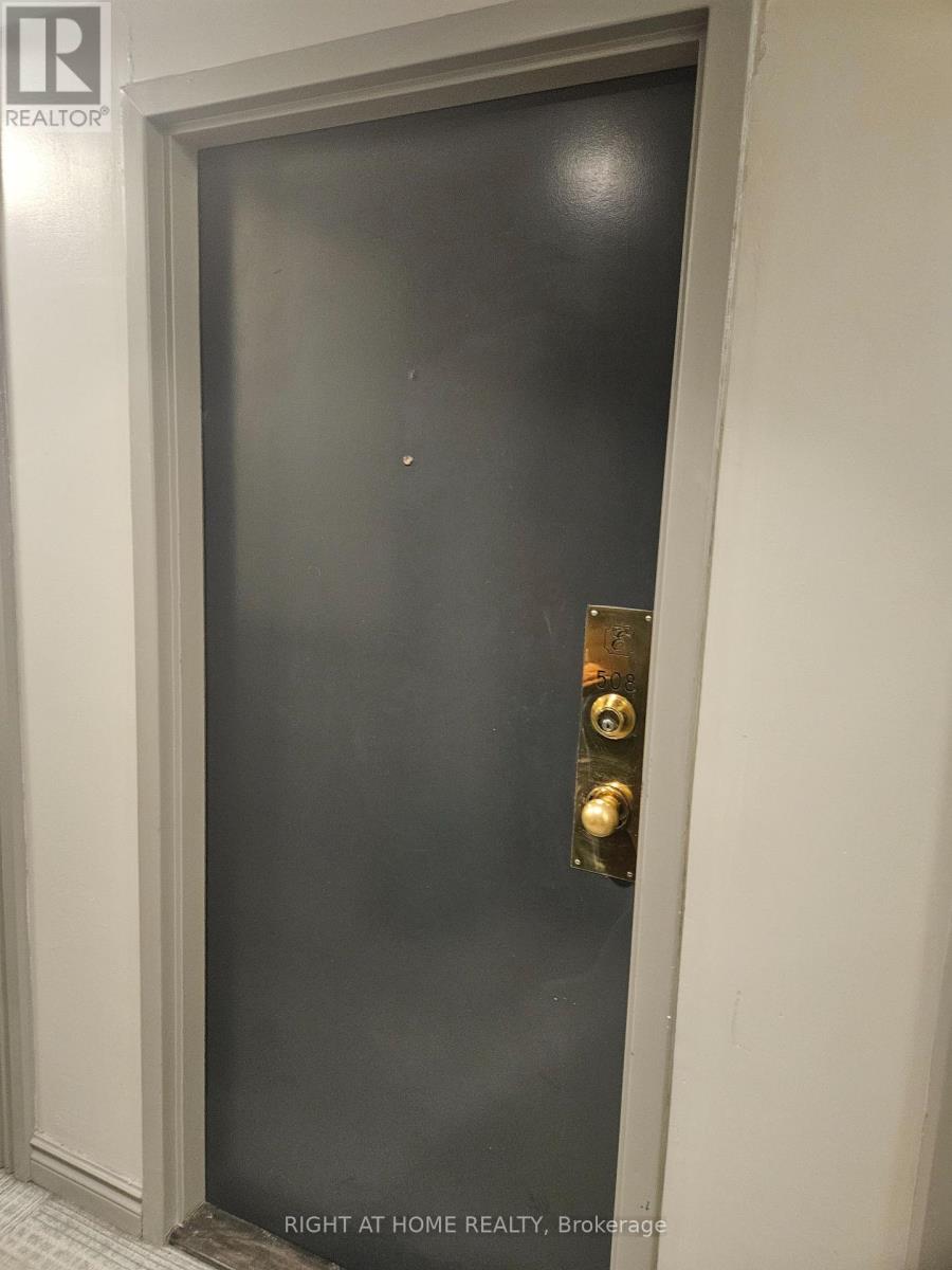 508 - 265 Enfield Place, Mississauga, Ontario  L5B 3Y7 - Photo 5 - W12983436