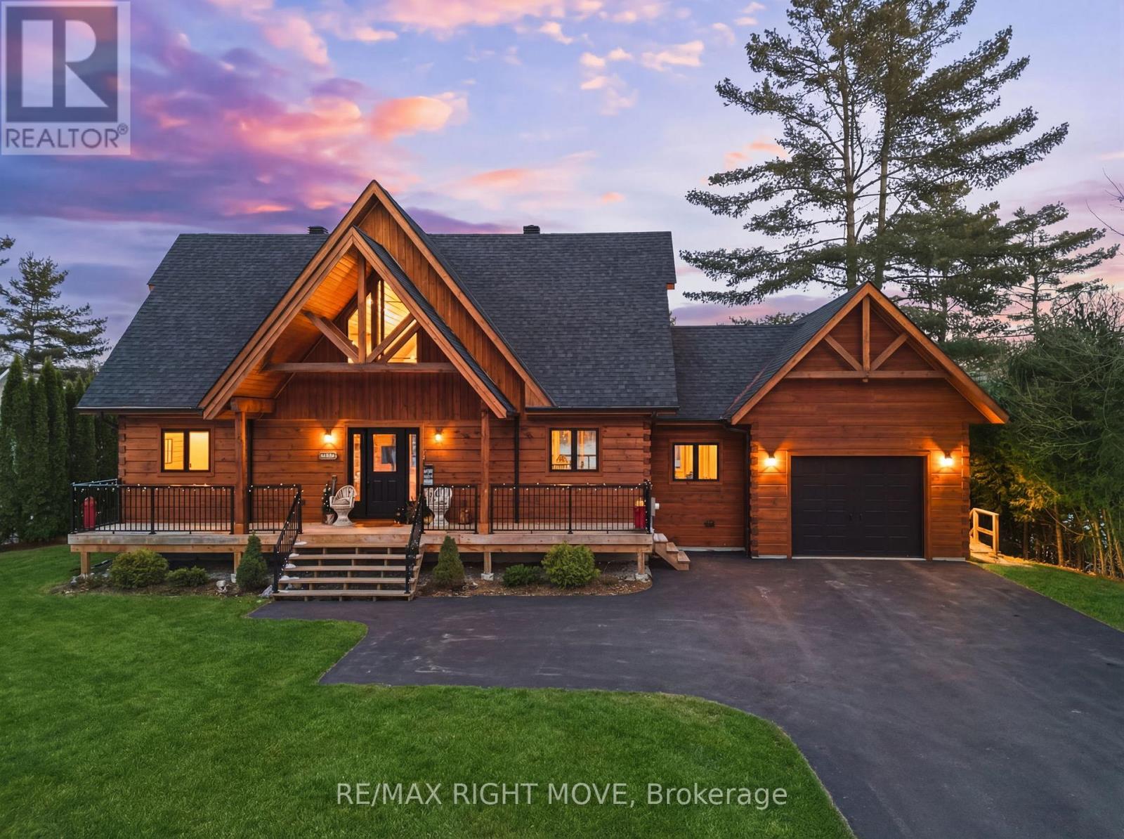 1935 MCLEOD DRIVE, Severn, Ontario