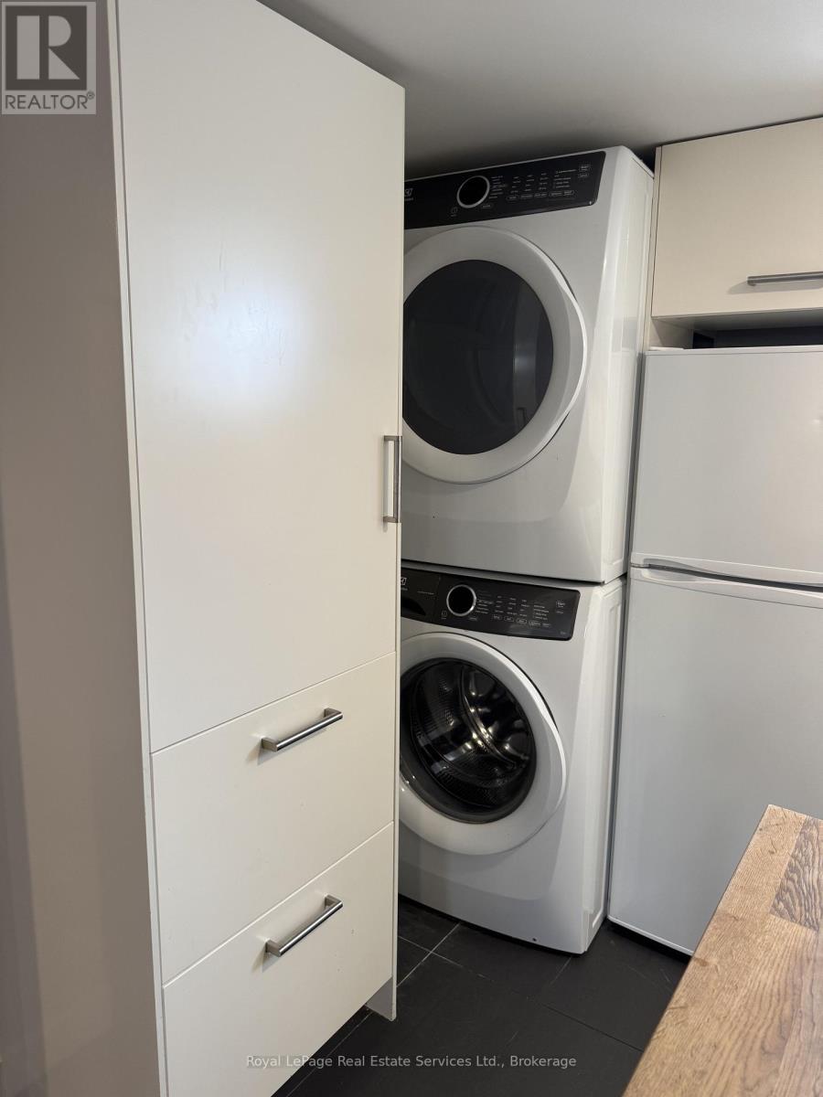 Lower Level - 40 Bond Street, Oakville, Ontario  L6K 1L7 - Photo 24 - W12983508