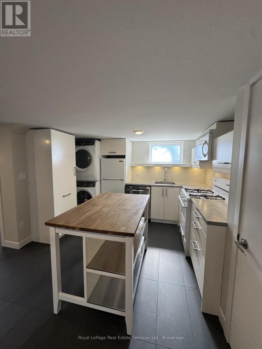 Lower Level - 40 Bond Street, Oakville, Ontario  L6K 1L7 - Photo 9 - W12983508