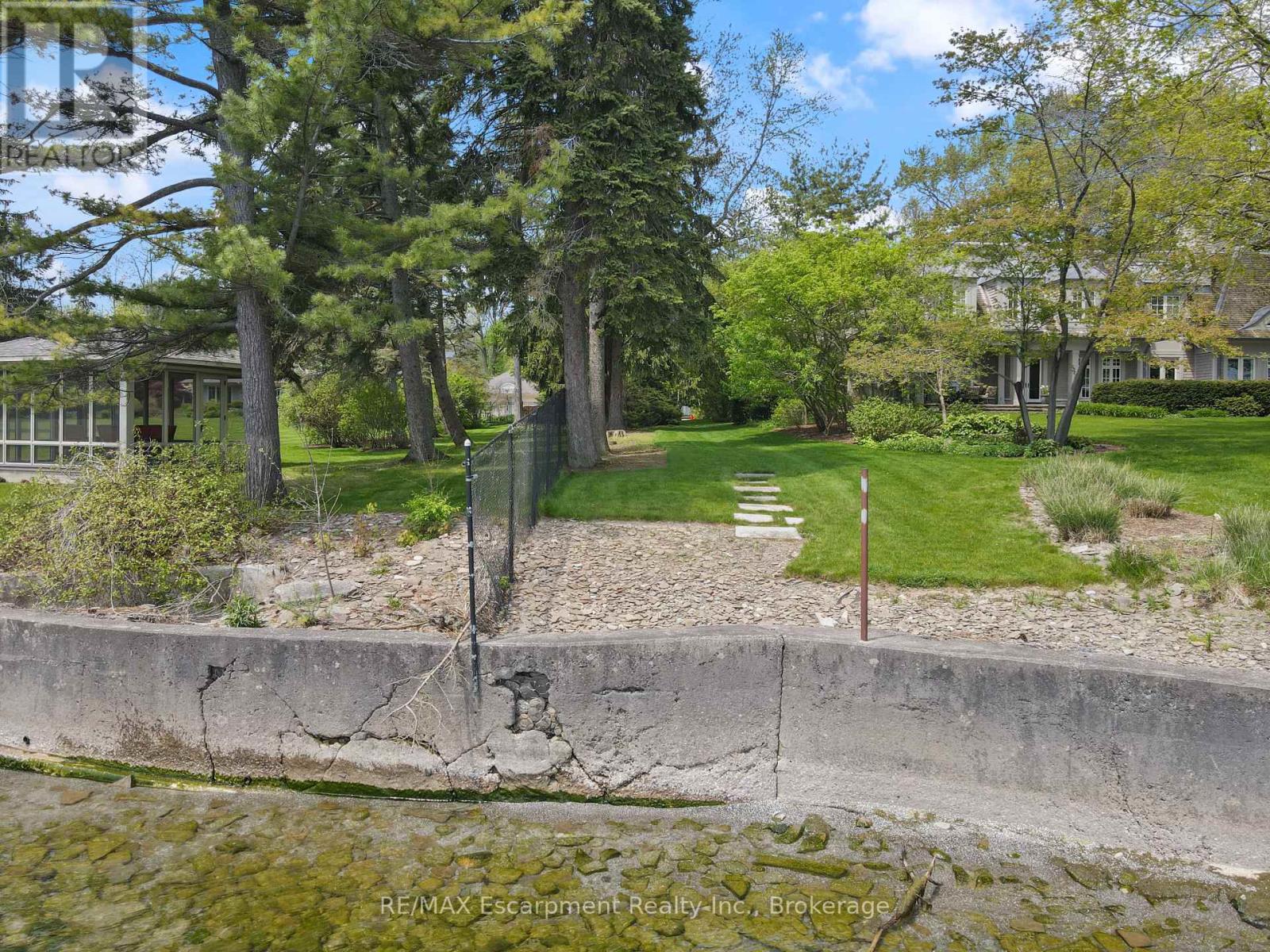 2322 Bennington Gate, Oakville, Ontario  L6J 6C2 - Photo 15 - W12983774