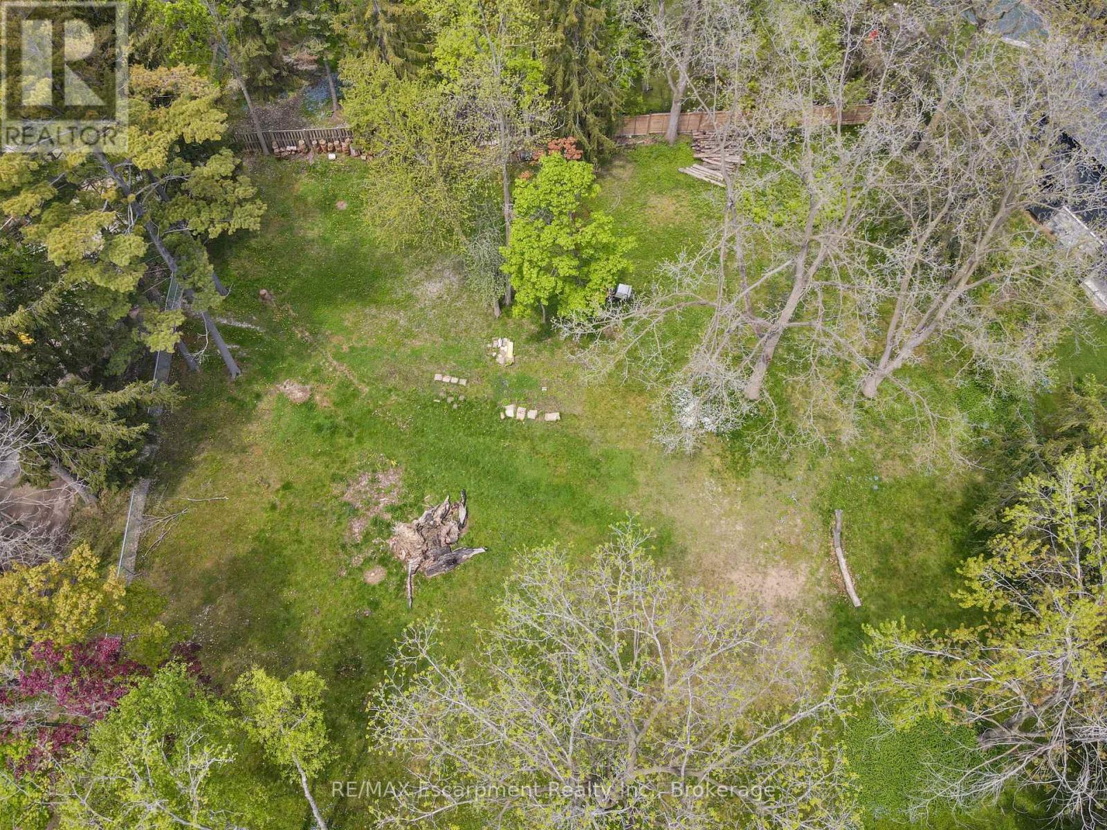 2322 Bennington Gate, Oakville, Ontario  L6J 6C2 - Photo 8 - W12983774