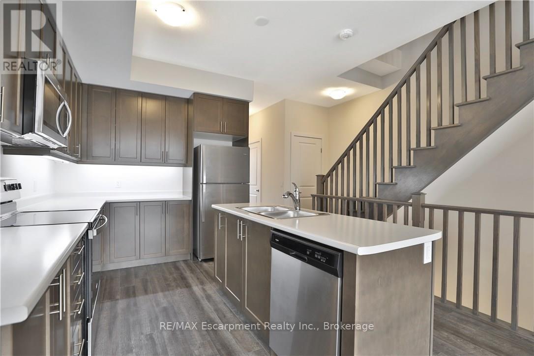 8 - 261 Skinner Road, Hamilton, Ontario  L8B 1W6 - Photo 12 - X12983696