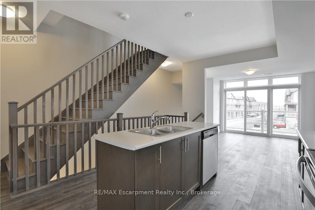 8 - 261 Skinner Road, Hamilton, Ontario  L8B 1W6 - Photo 13 - X12983696