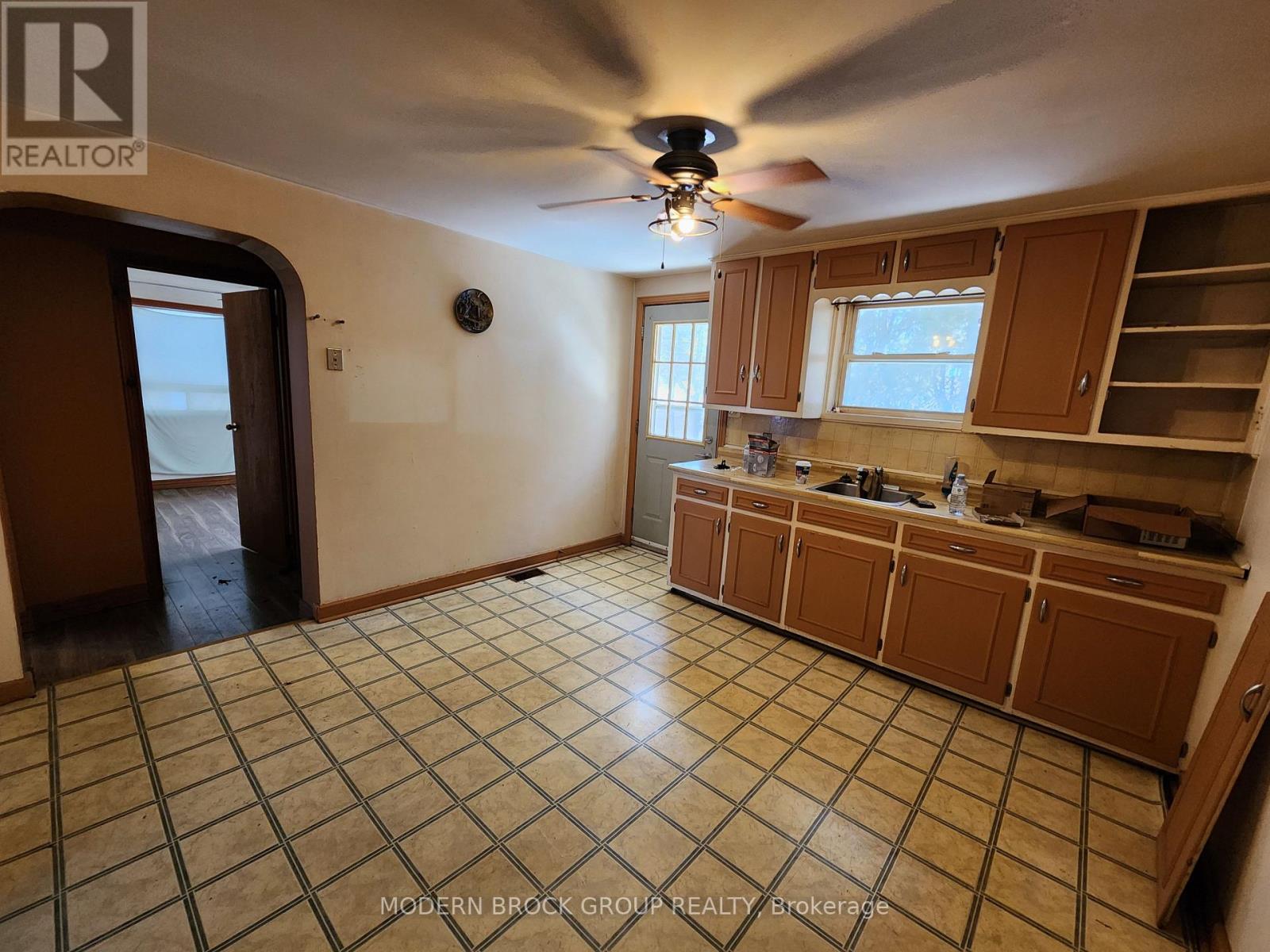 1079-1089 Edward Street, Prescott, Ontario  K0E 1T0 - Photo 27 - X12983824