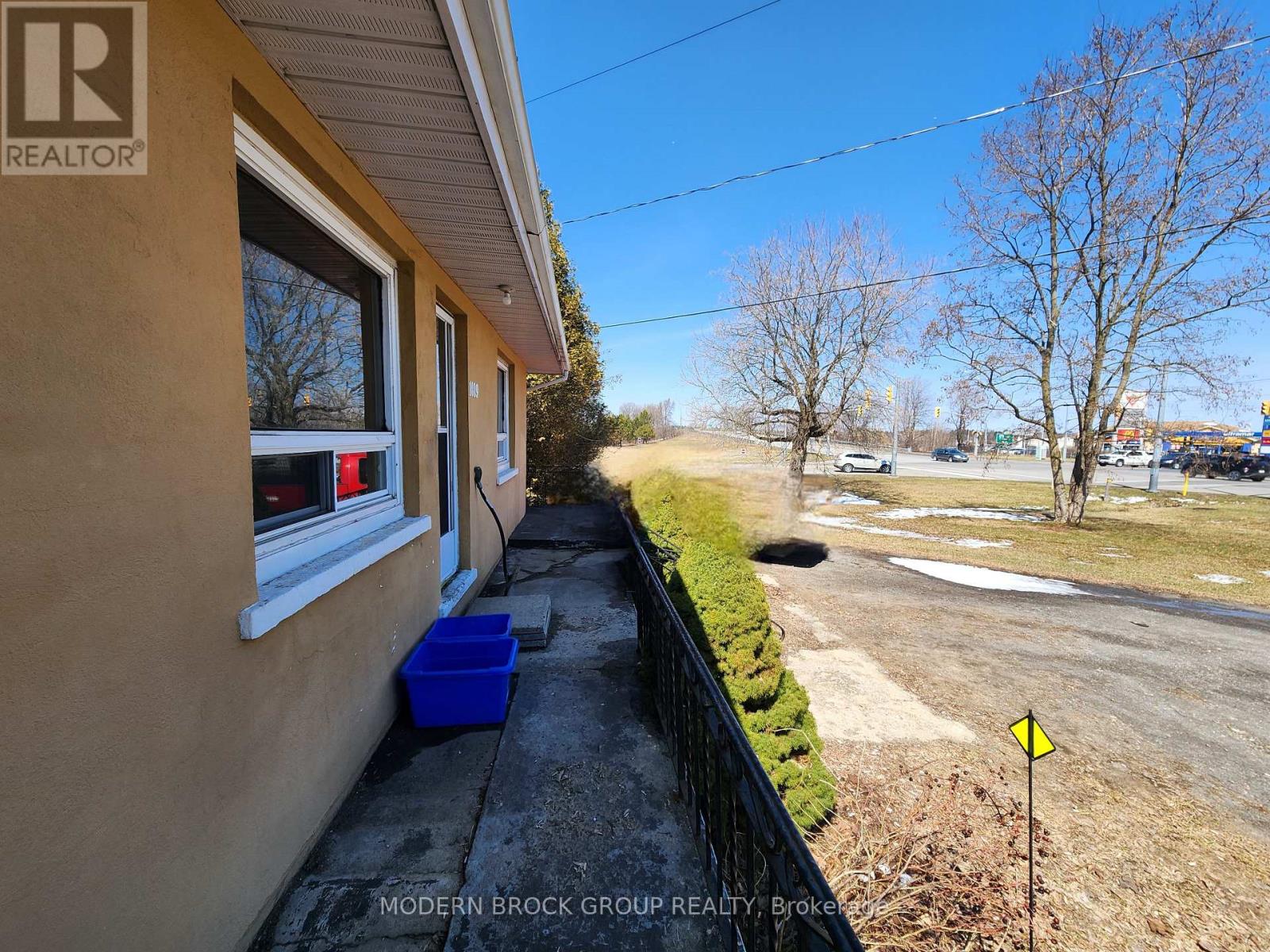 1079-1089 Edward Street, Prescott, Ontario  K0E 1T0 - Photo 3 - X12983824