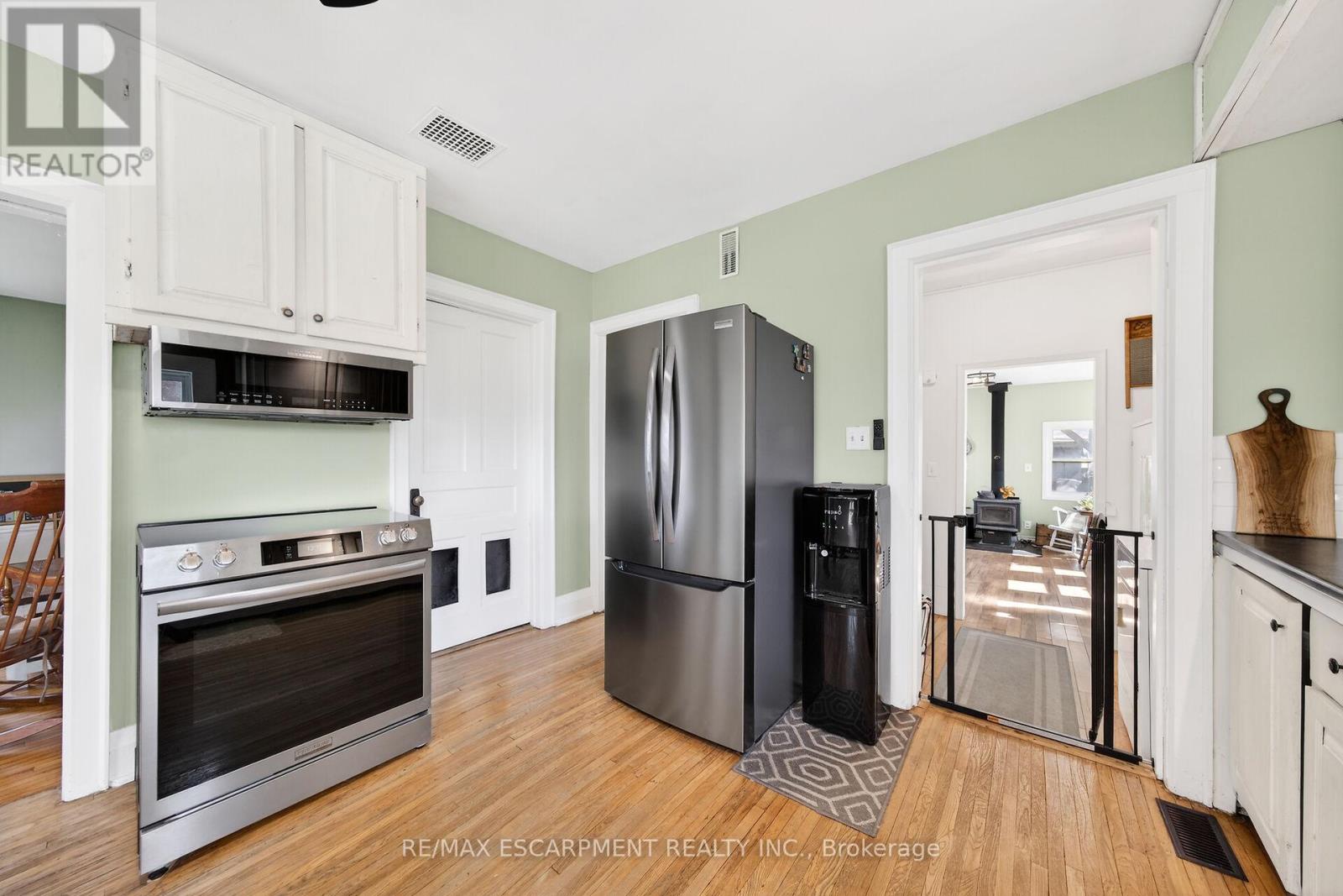 984 Cheapside Road, Haldimand, Ontario  N0A 1J0 - Photo 17 - X12983382